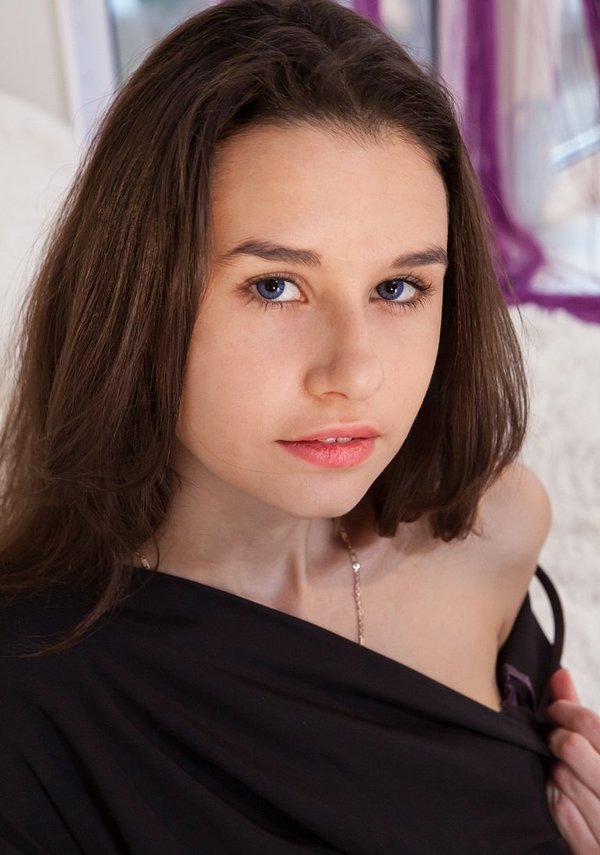 Дашенька, 19 лет, 5 размер груди